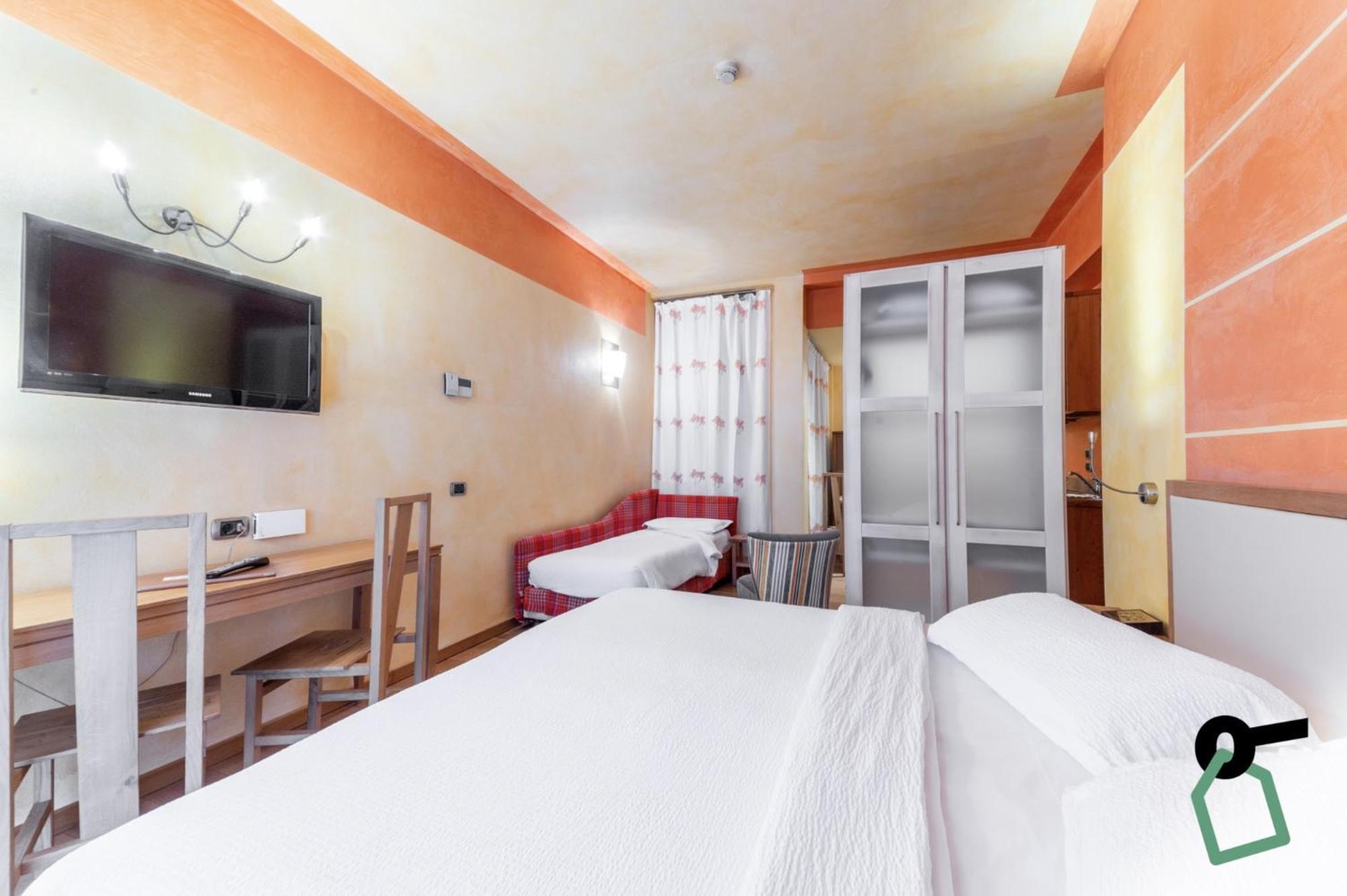 Hotiday Discovery - Residence Verona Buitenkant foto