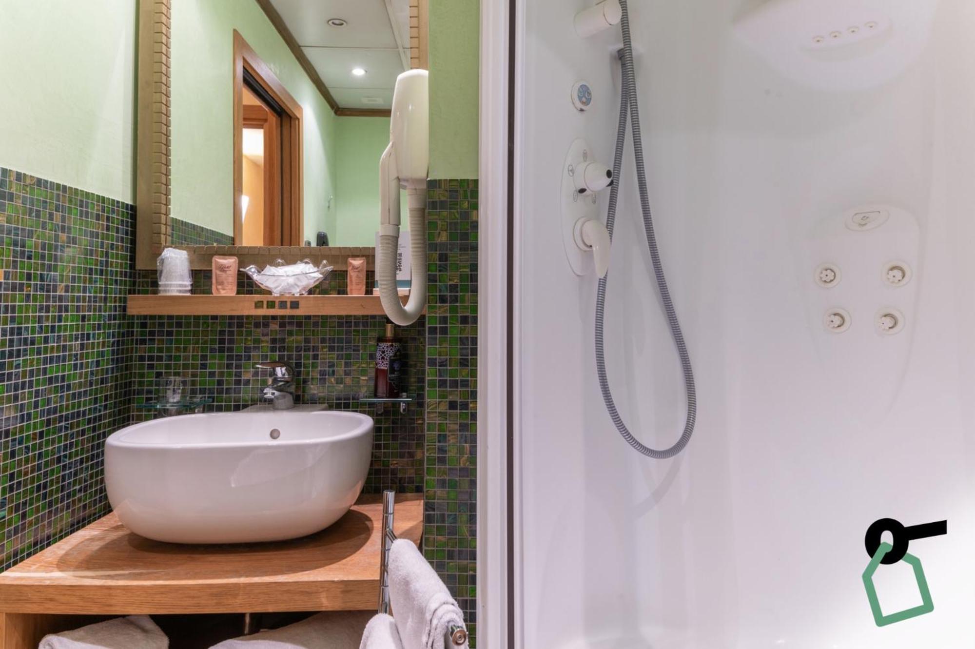 Hotiday Discovery - Residence Verona Buitenkant foto