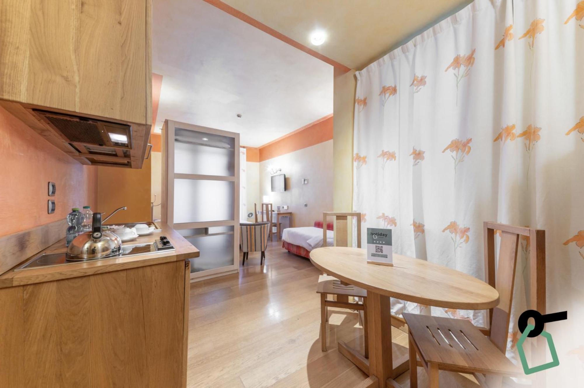 Hotiday Discovery - Residence Verona Buitenkant foto