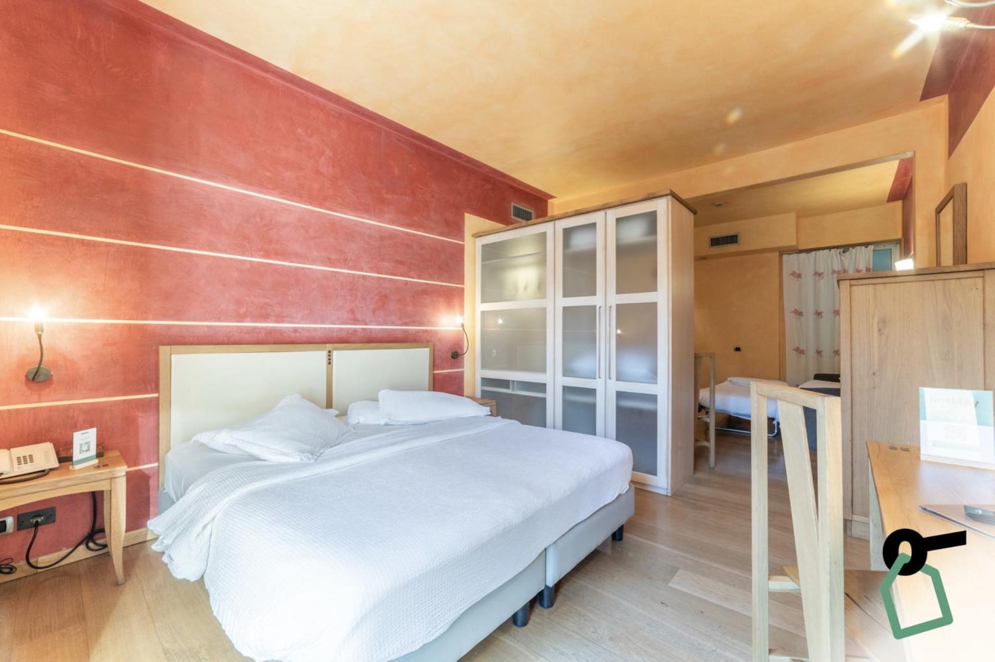 Hotiday Discovery - Residence Verona Buitenkant foto